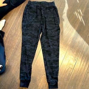 Alphalete Women’s Jogger Sweatpants